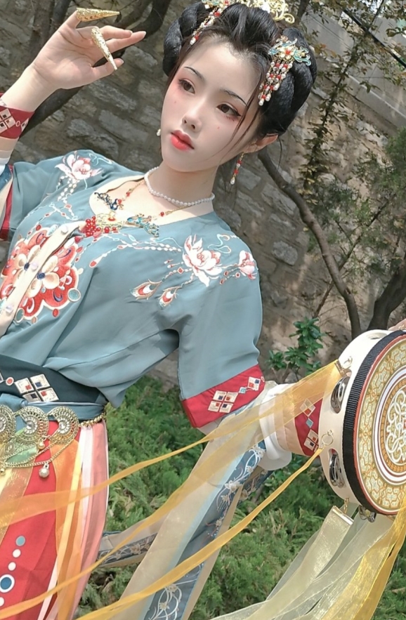 TiTi钛合金视频合集：91套作品，总重52g，百度收藏热议