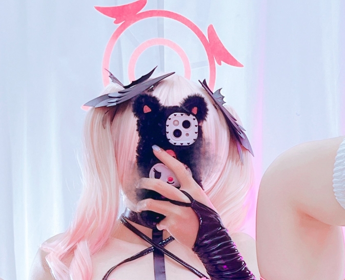 美女coserAyame福利合集32v1.95g，百度ED2K双平台收藏