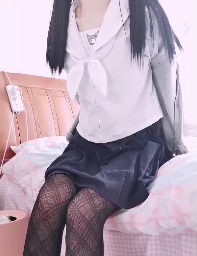 快手女神『韵韵』土豪定制视频震撼发布，1.73GB完美展现优质长腿和A4腰，失效不补预览图引爆粉丝热议