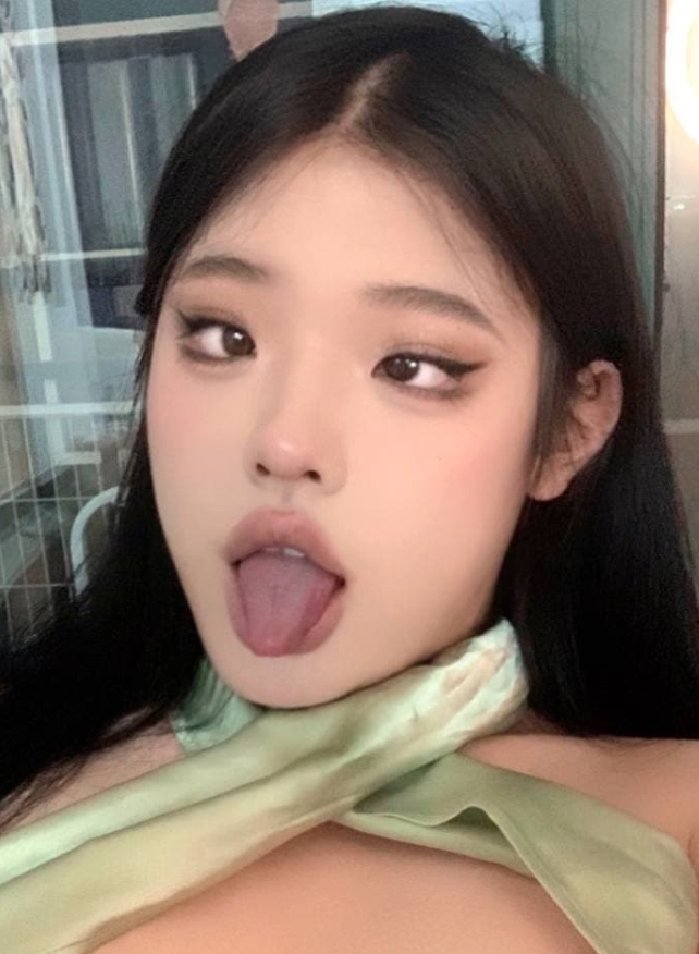 抖音名媛TS的神秘鱼籽储存器：73v2.6g容量，92个视频收藏，百度和ED2K下载