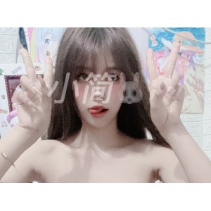 爱简热舞16.5g合集”是一份值得收藏的精彩视频合集，展现了可爱简在舞蹈领域的魅力与风采，让人目不转睛，流连忘返。赶快收藏起来，让这份热舞的魅力永远陪伴在你身边吧！
