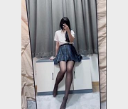 MomoYih嫩萝L合集2：17个不露脸自拍视频，资源总大小5.1G，幻影金龙完整版等你下载！