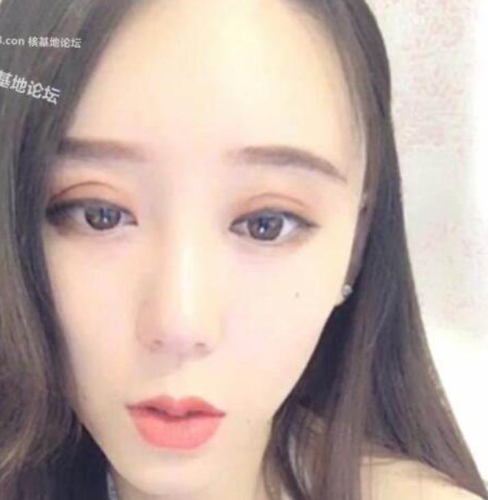 虎牙女主播艾薇儿baby舞蹈资源合集，69.2G精彩视频，展现高挑身材与诱人舞姿，尽享魅力表演！