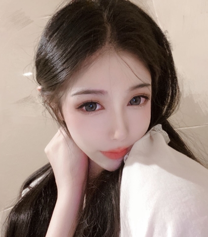 优质主播久久小姐姐魅力私拍合集，包含9部短视频与31张高清自拍，文件大小116MB，尽享黑丝风情与媚骨诱惑！