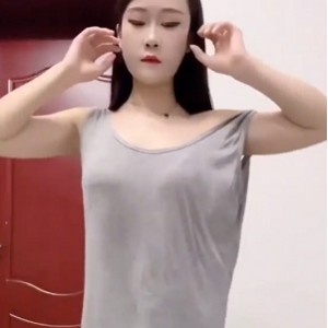 CT少女高价定制60V3.37G视频：内衣秀比基尼丁字裤尺度更新