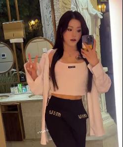 高颜值TS彬宝露脸自拍视频98张图集1.2G稀缺资源