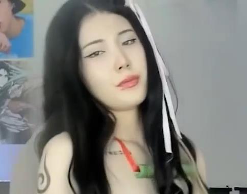 李慧珍高能舞蹈视频：24V2.7G精彩双版！