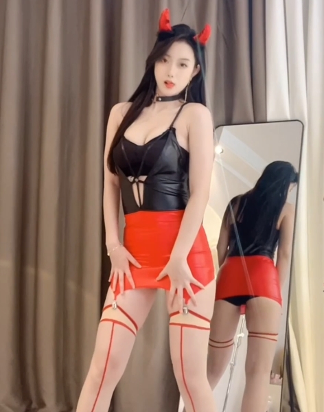 定制舞合集抖馒头性感圈圈吖最新合集21.7G，收藏99，普通尺度按需下载