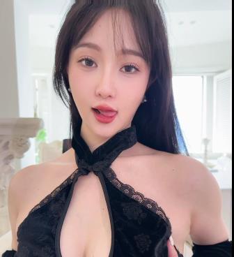 抖音网红优质身材天津欣桐私拍合集6V2.6G，展示身材与照片237张