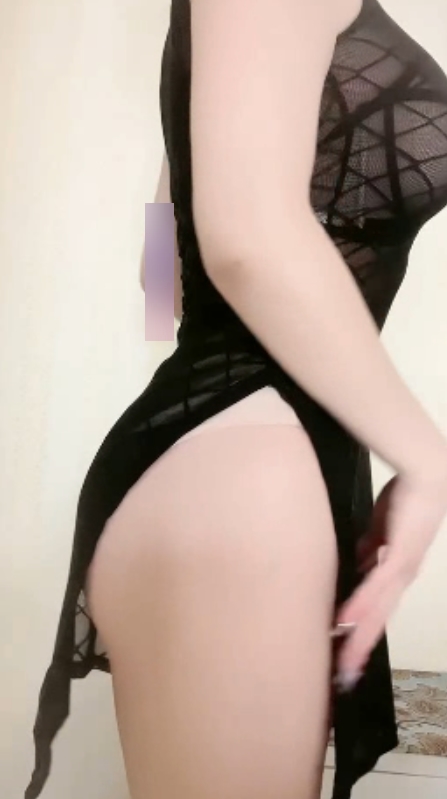 快手乖乖女潘诗诗最新微密视频福利4V103MB，文件多重压缩，长久有效，失效不补