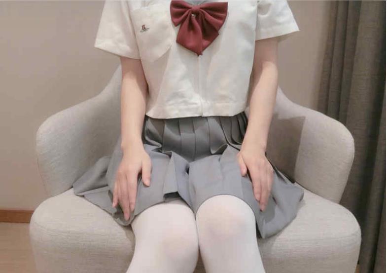 洛美(luomei226)合集元气妹子视频36部10.2G，玩得很花样