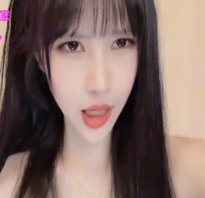 诱惑小仙女抖馒头舞stripchat1部402MB