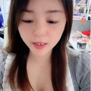 大罩杯小妹快递站实战合集114v127.8G丰满