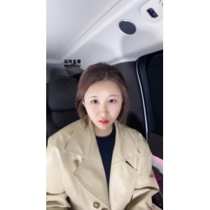 九莲辣辣姐空姐装白丝合集78V17G这谁顶得住