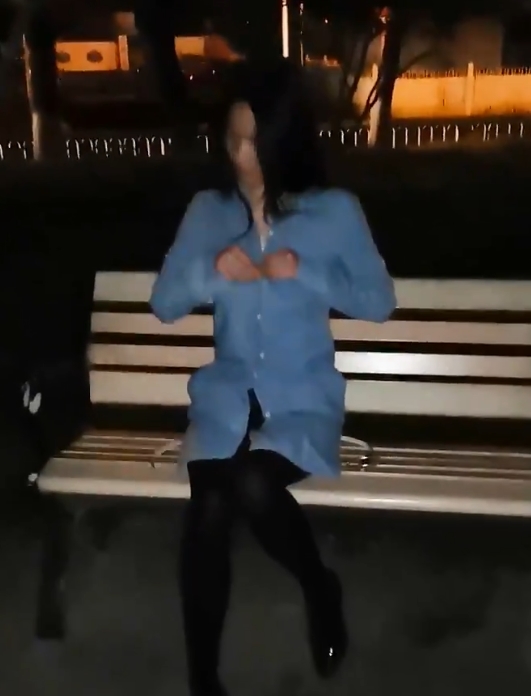 展示界草莓穆斯绝密展示49部901M鼻祖御姐风