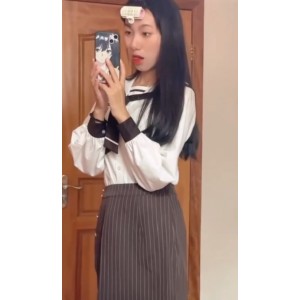 甜桃椰子线下互动高清合集423MB美腿网红