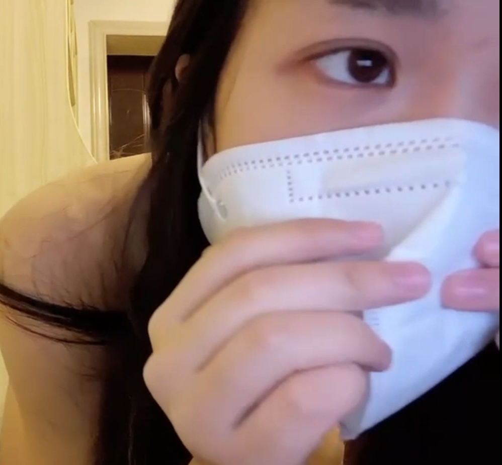 皮卡秋宿舍自拍172v5.22G女大学生放飞自我