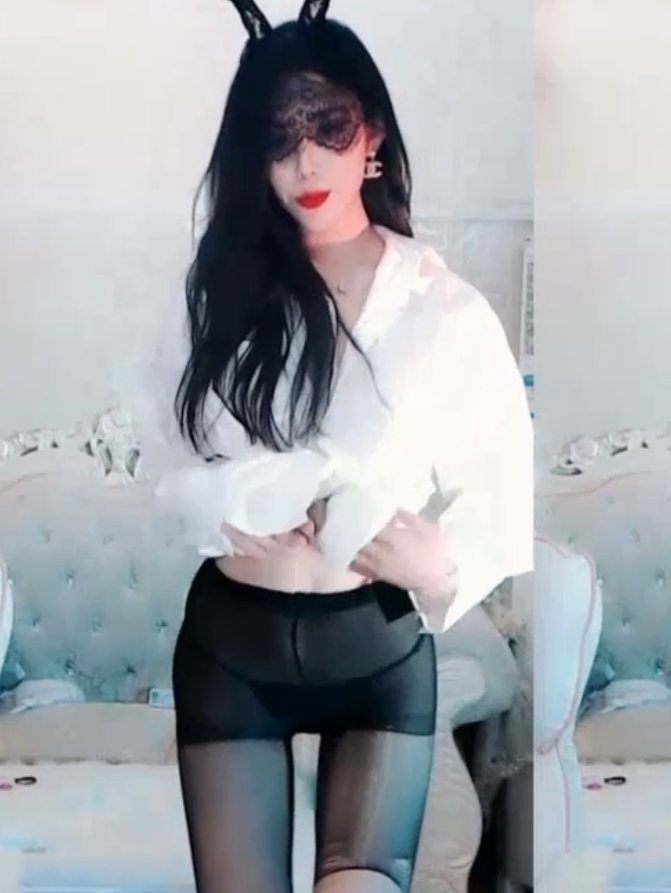 长腿兮兮火辣虎牙直播福利33部6.02G