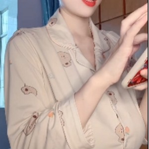 晨曦兔子快手喷奶合集27V948M汁水四溢