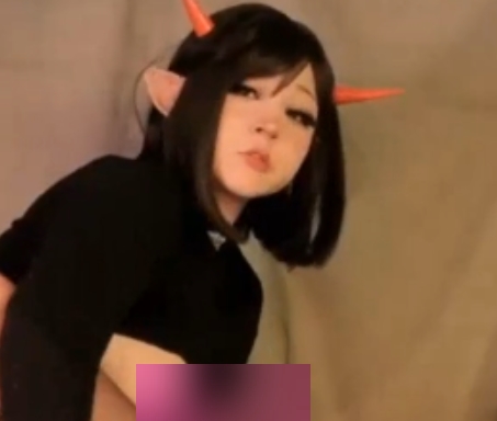 丰满推特合集Mollyflwers5部11.1G