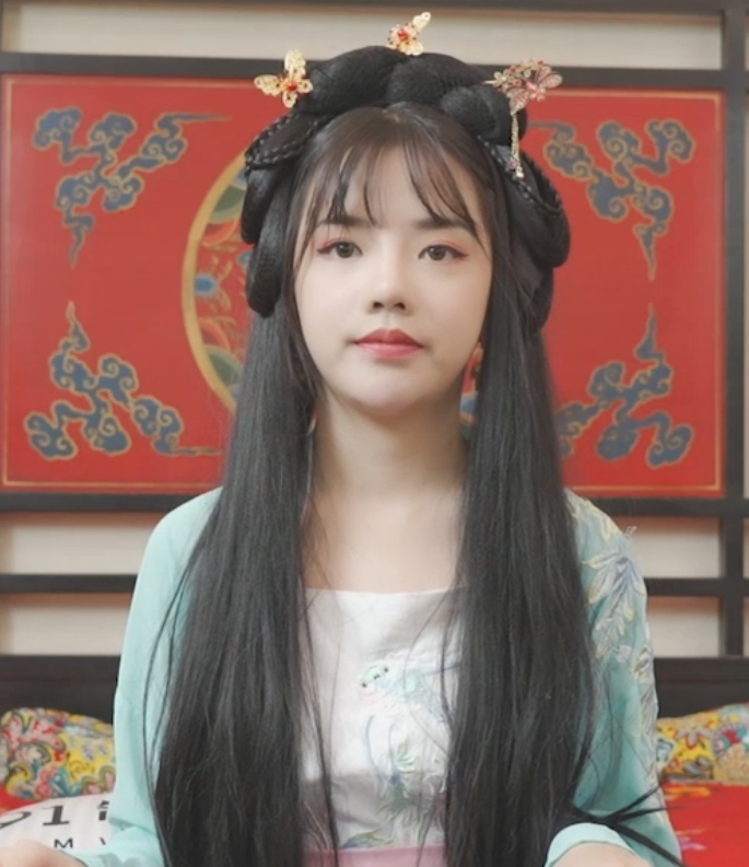 潘甜甜4K高清采访花絮30G合集太顶了