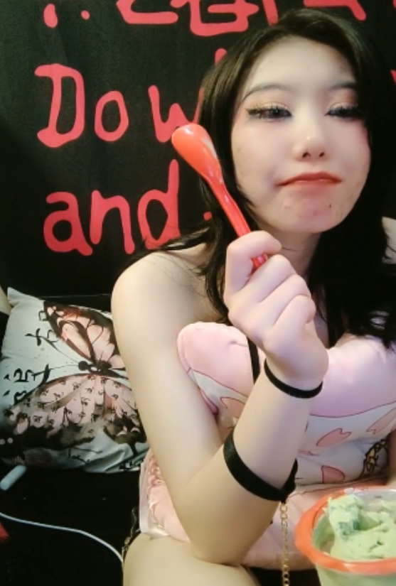 抖X镜宝绝密舞蹈300V147.8G腿控狂喜