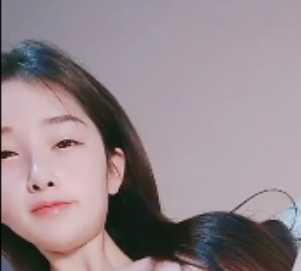 依依蜜桃珍藏79部48.6G抖音独家