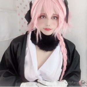 22V10Gmomo伪娘cos合集onlyfans好养眼