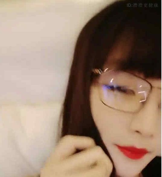 微博清纯可爱超级纯欲风（眼镜妹）高情绪合集