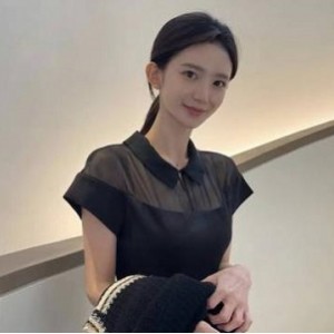 优质反差女神舌头会转弯喜欢从后面情感交流