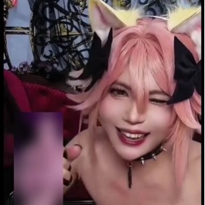 某平台VelvetAstolfo伪娘Monster视频1部766MB太勾人了