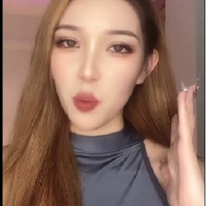 成都宋可等13位美女互动泄密143部4.4G馒头云集太炸裂